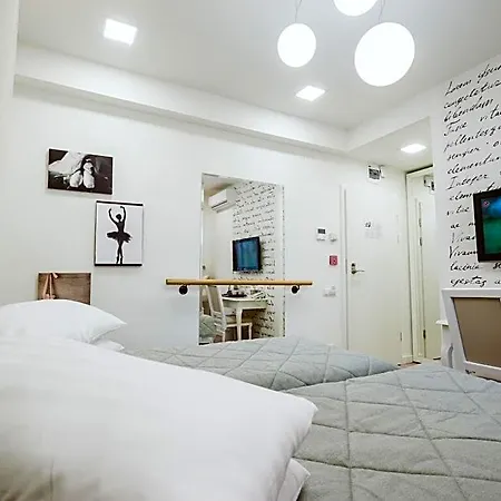 Hotell Lol Et Lola 3*