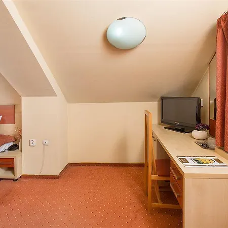 Lol Et Lola Hotel